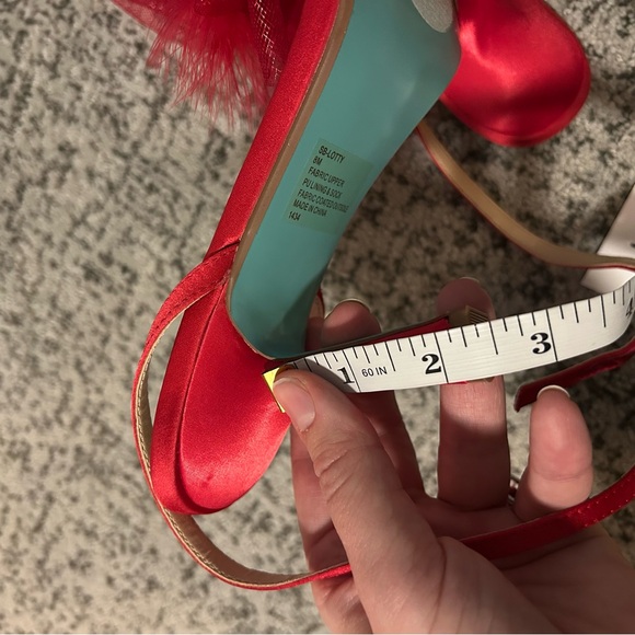 Betsey Johnson Red Bow Feather Sb-lylla Strappy Heeled Sandals Size 8 - Picture 8 of 10